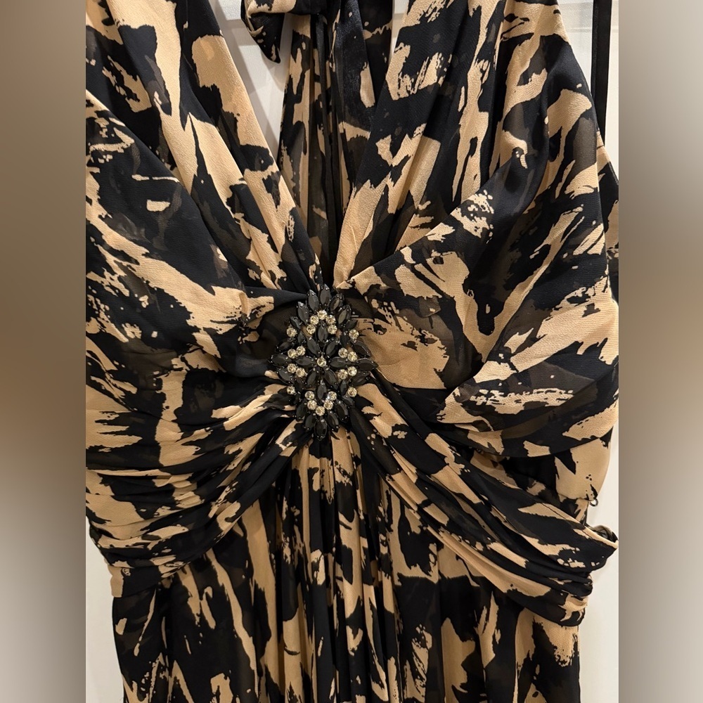 Donna Ricco Black and Camel Formal Gown 16 - Picture 3 of 13